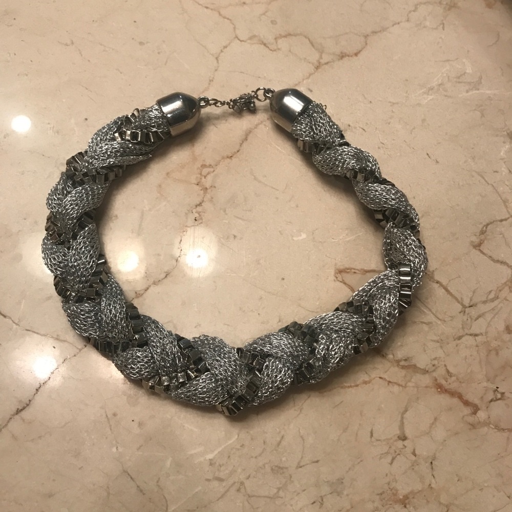 Metallic silver necklace